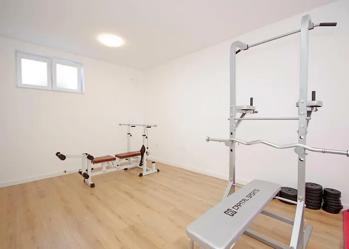 Solis * Μακάρσκα